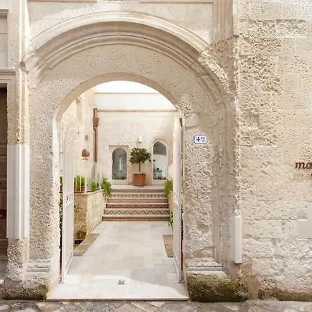 Mantatelure 3* Lecce