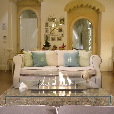 فندق مبيت وإفطار Mantatelure 4*