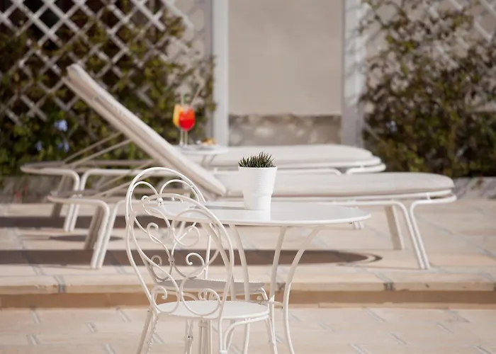 Mantatelure לינה וארוחת בוקר 4*