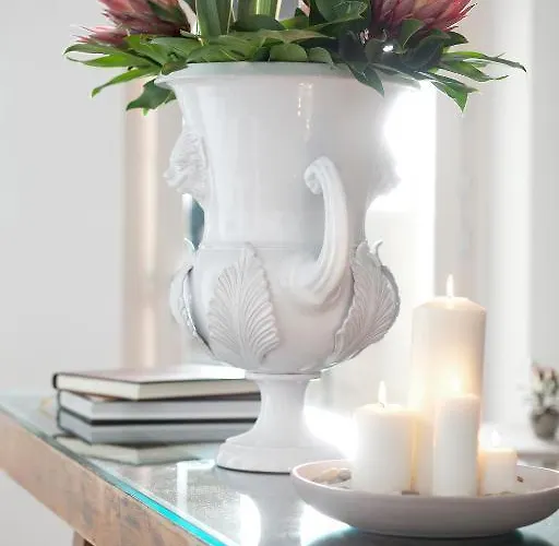 לינה וארוחת בוקר Mantatelure 4*