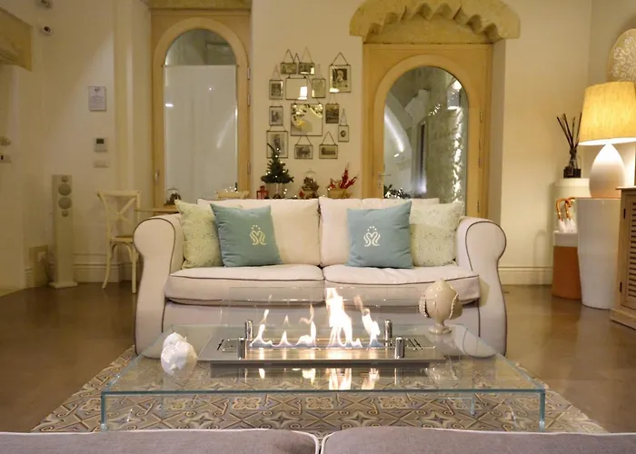 לינה וארוחת בוקר Mantatelure 4*